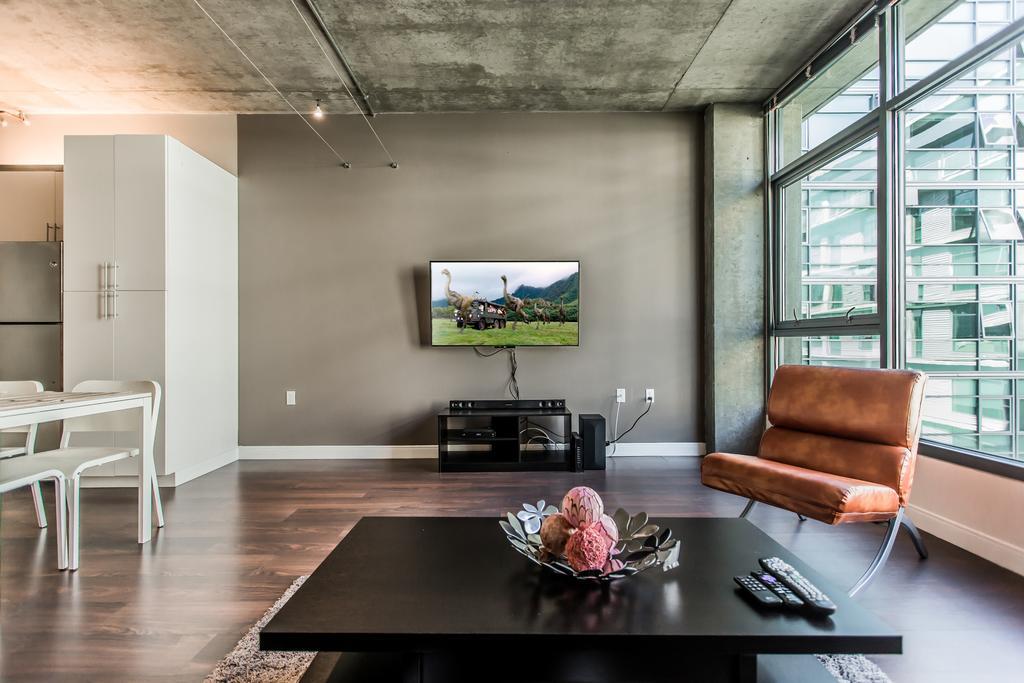 Met Lofts Suites Downtown La ロサンゼルス エクステリア 写真